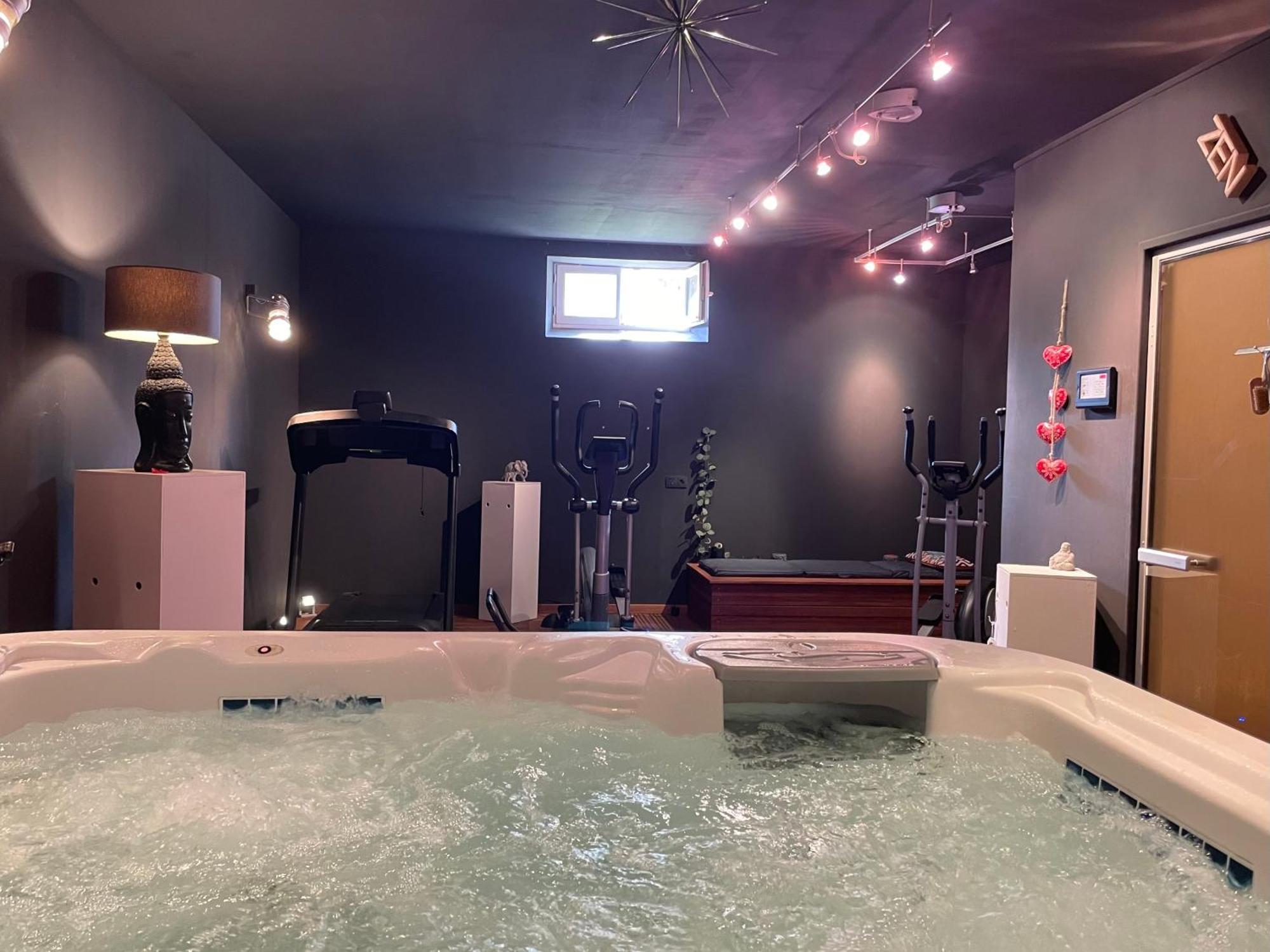 Gite A La Campagne Les Grandes Maisons Espace Jacuzzi Hammam Spa Lorris Exterior photo